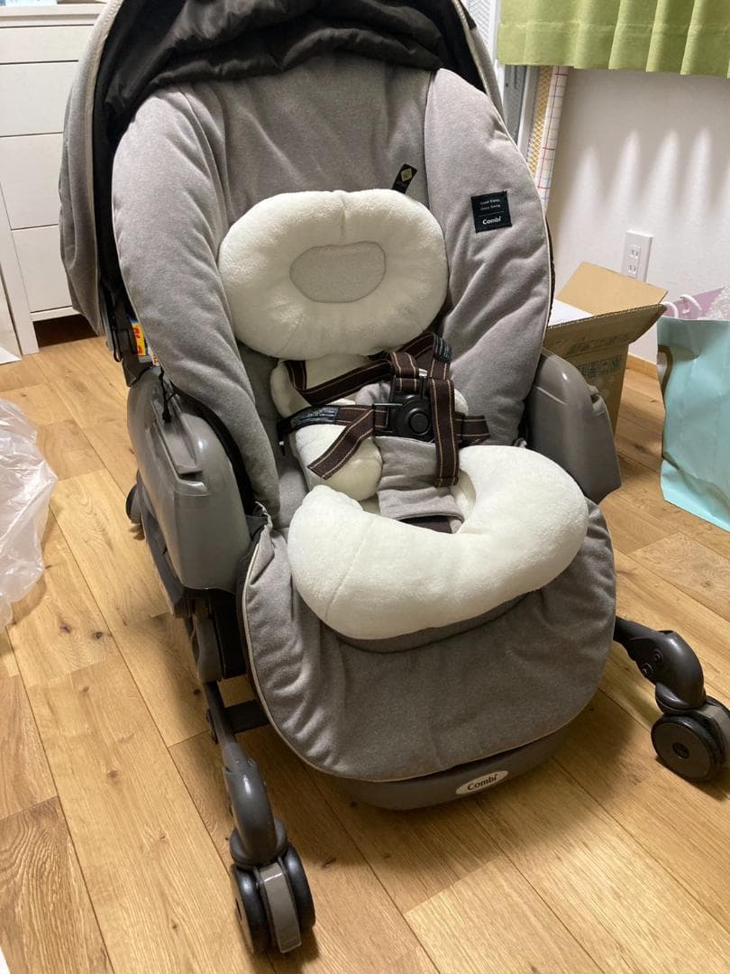 【美品】Combi ネムリラAUTO SWING BEDiドームEG　直接引取可