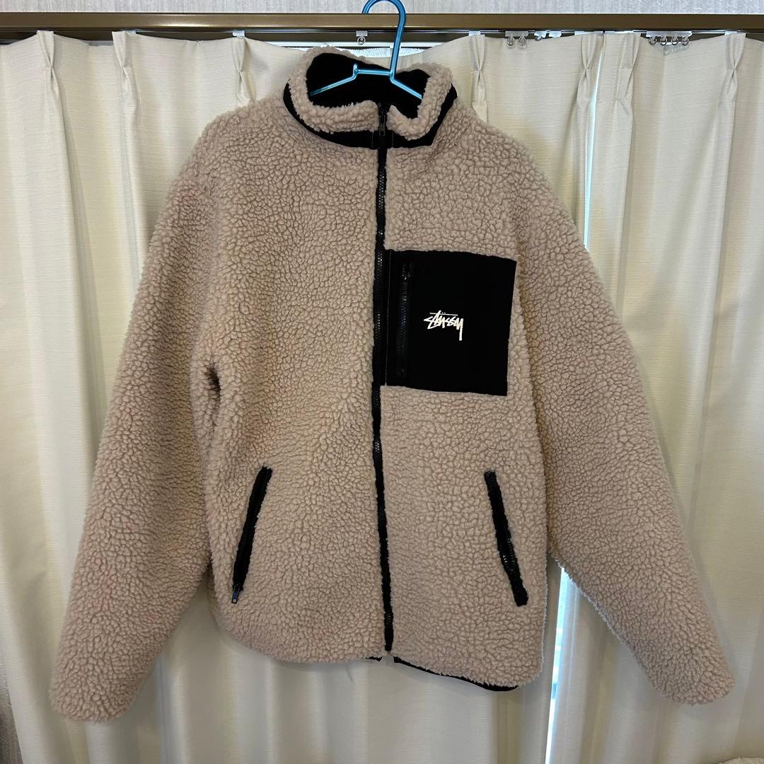 stussy アウター
