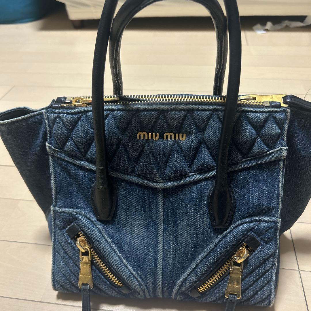 MIU MIU デニムキルティングハンドバッグ Miu Miu デニム キルティングバッグ MIU MIU