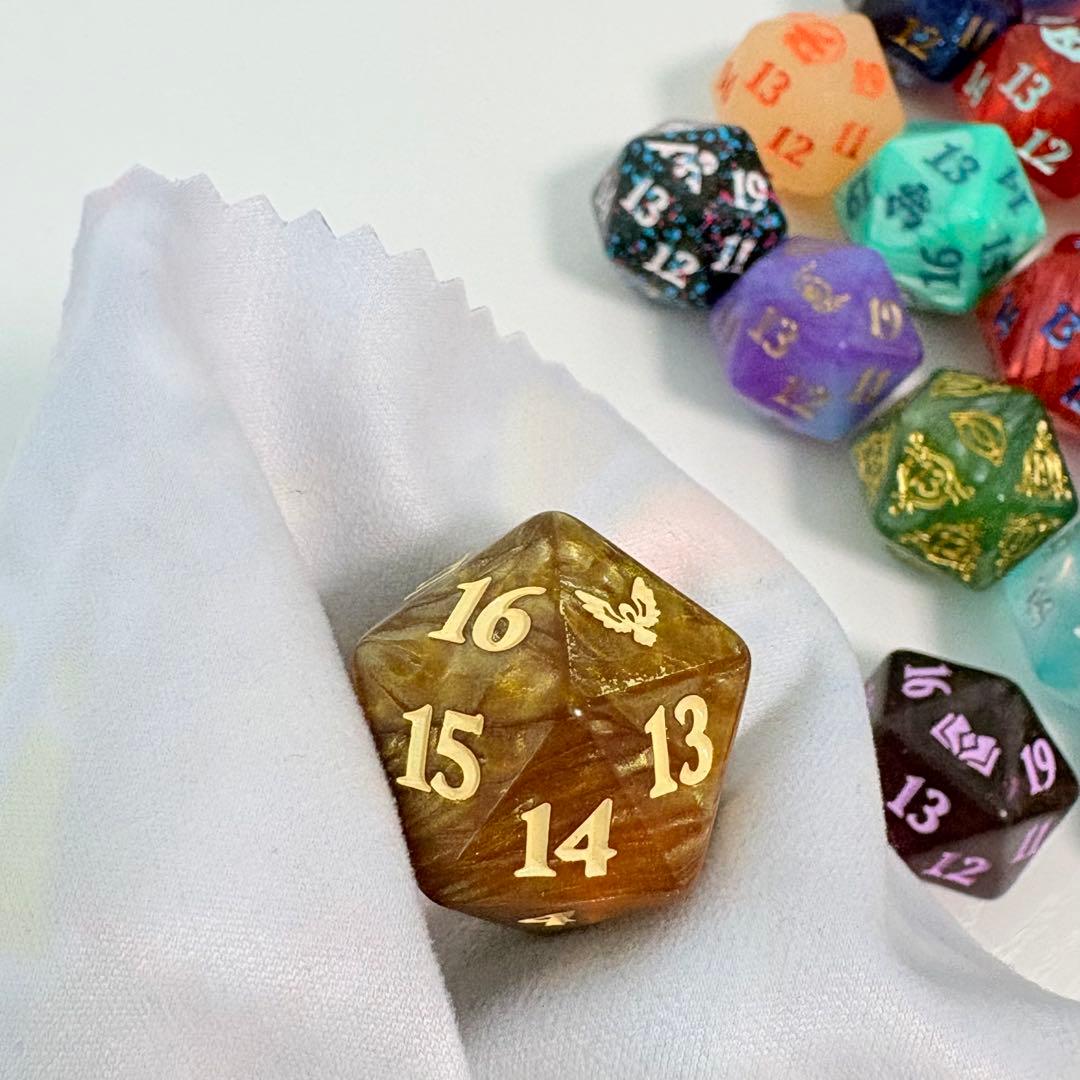 MTG 20面ダイス スピンダウンライフカウンター まとめ売り - メルカリ