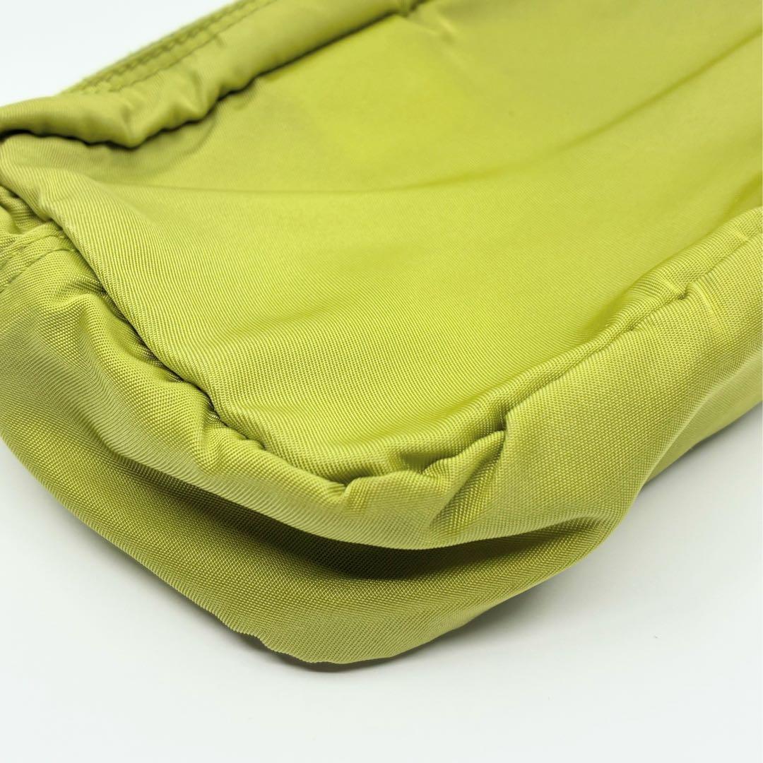 PRADA プラダ ポーチ ライムグリーン A1352A5