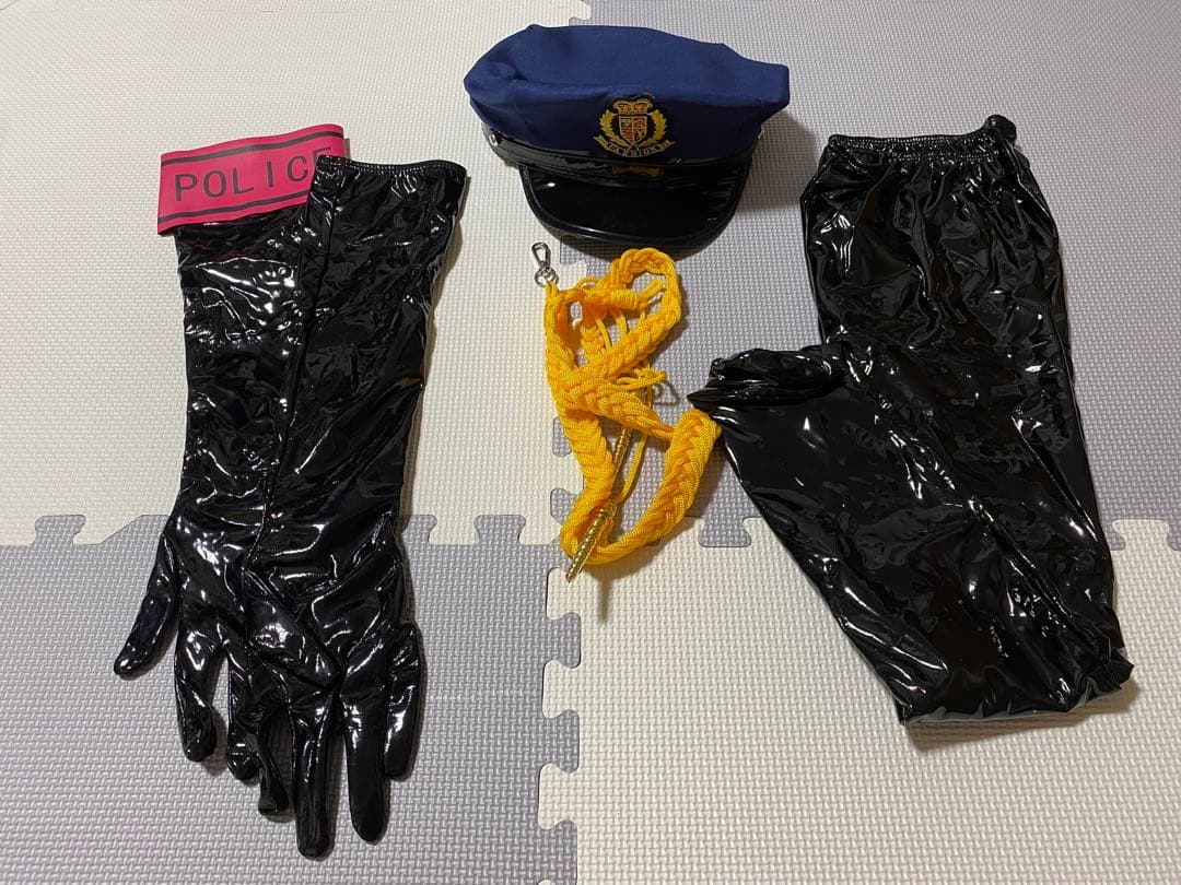 歪萌舎 ポリス コスプレ セクシー エナメル - メルカリ