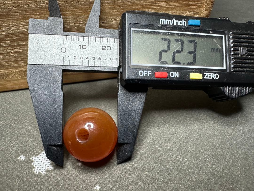 印籠 漆器 唐獅子牡丹 重箱 金色浮彫古美術品 骨董 アンティーク 彫刻