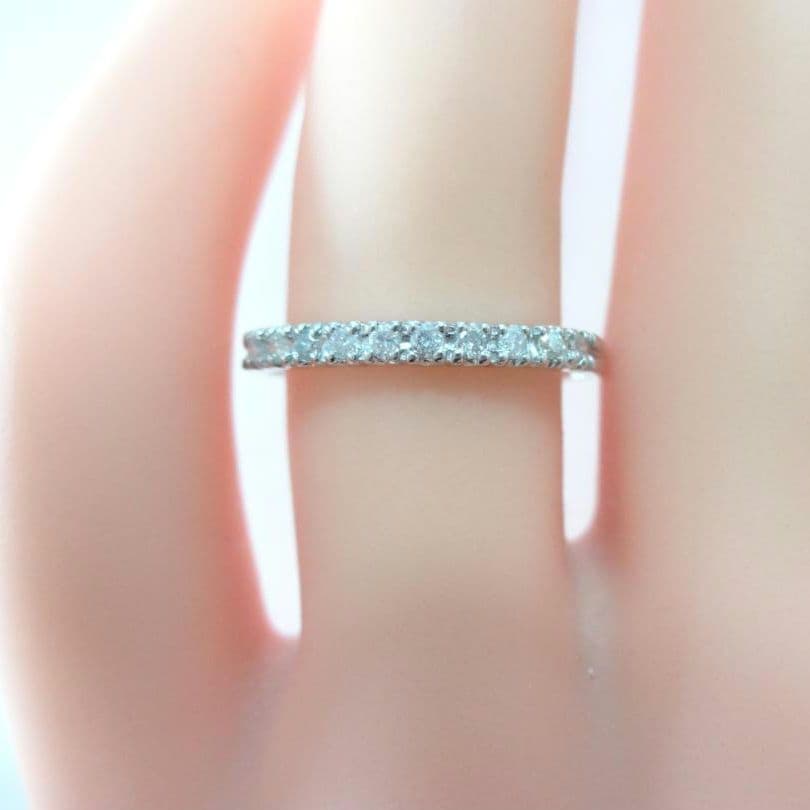 【美品】0.12ct　ダイヤモンド　ハーフエタニティ　リング　プラチナ