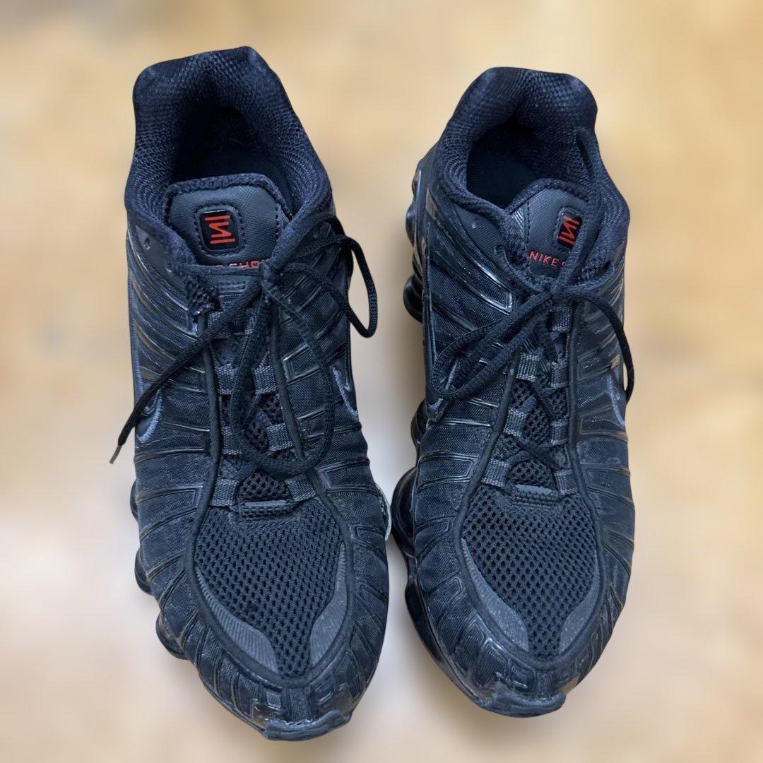 と*ゃ様 Nike ショックス