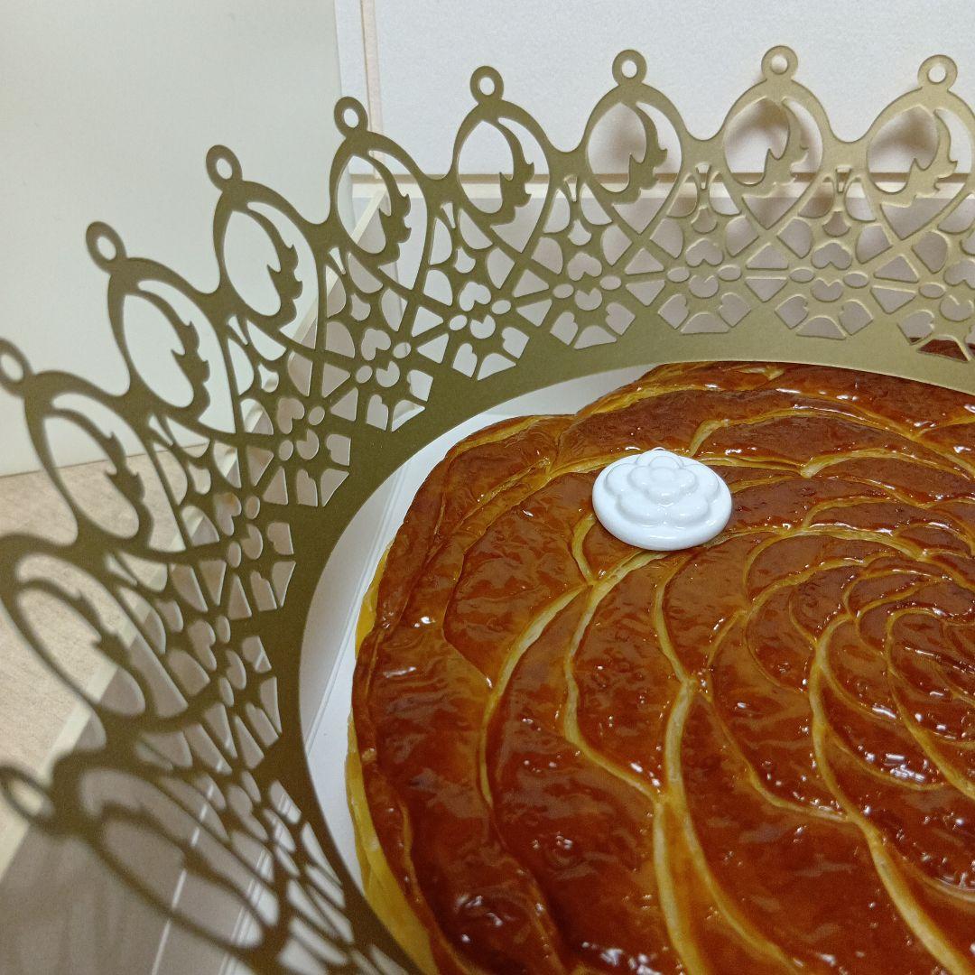 ガレット・デ・ロワ フェーヴ BEIGE カメリア ガレット・デ・ロワとは | フェーブの意味や基本レシピまで | お菓子