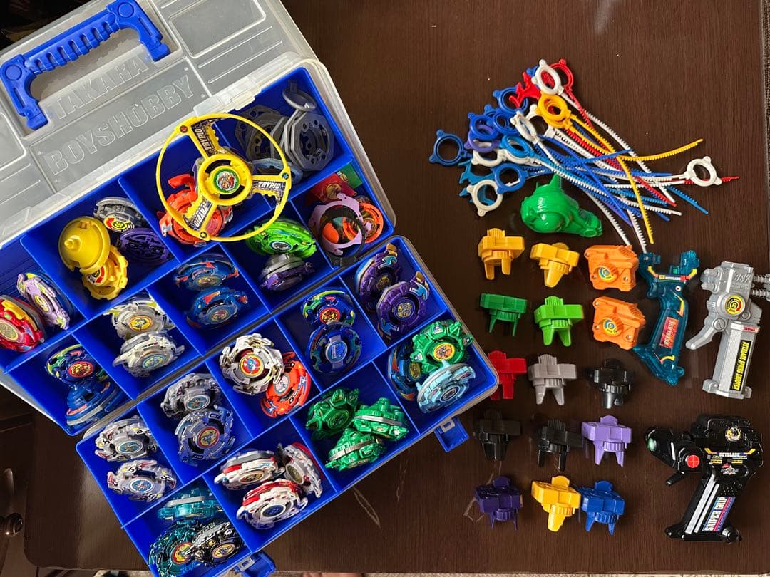 爆転シュート　ベイブレード　公式ボックス2つ付き