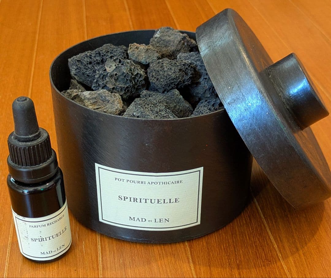MAD et LEN ポプリ ラヴァ(溶岩石) SPIRITUELLE30ml