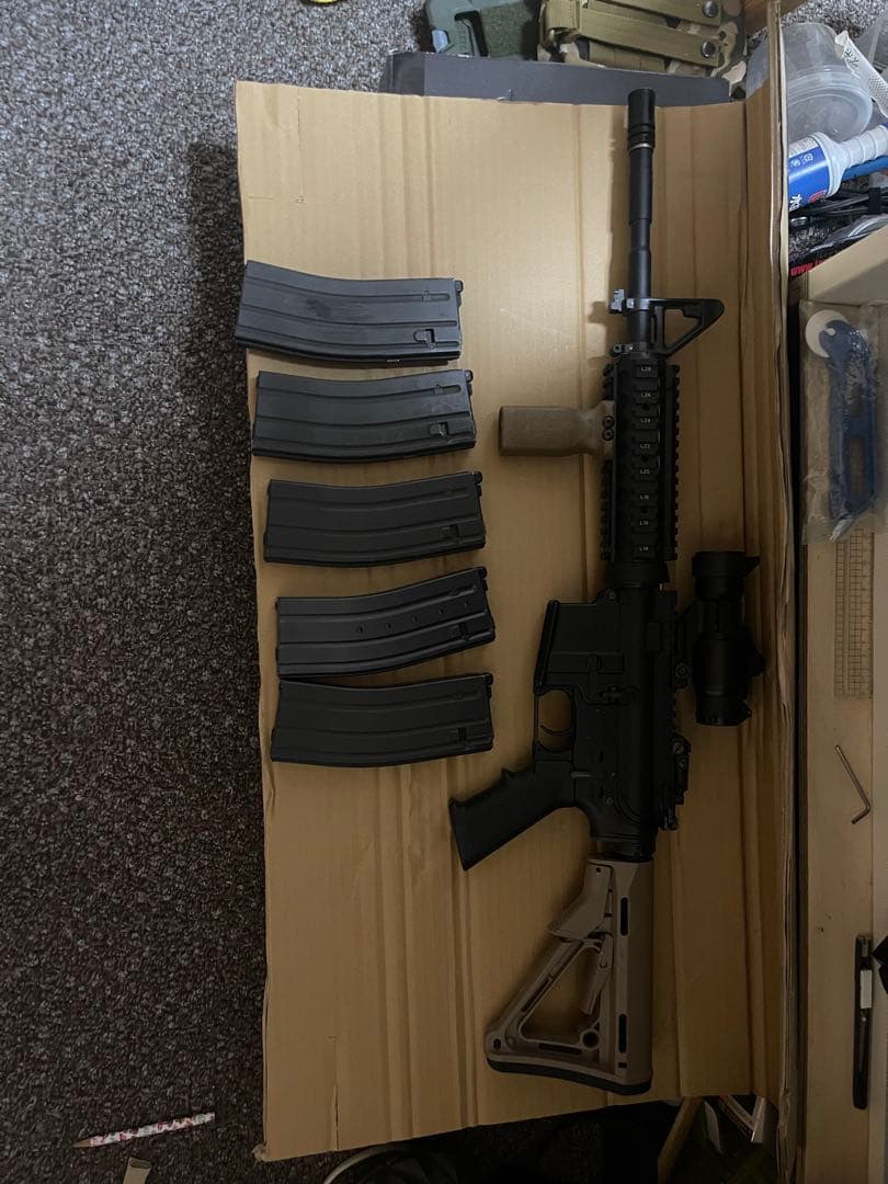 東京マルイ　M4A1　MWS ドットサイト付き