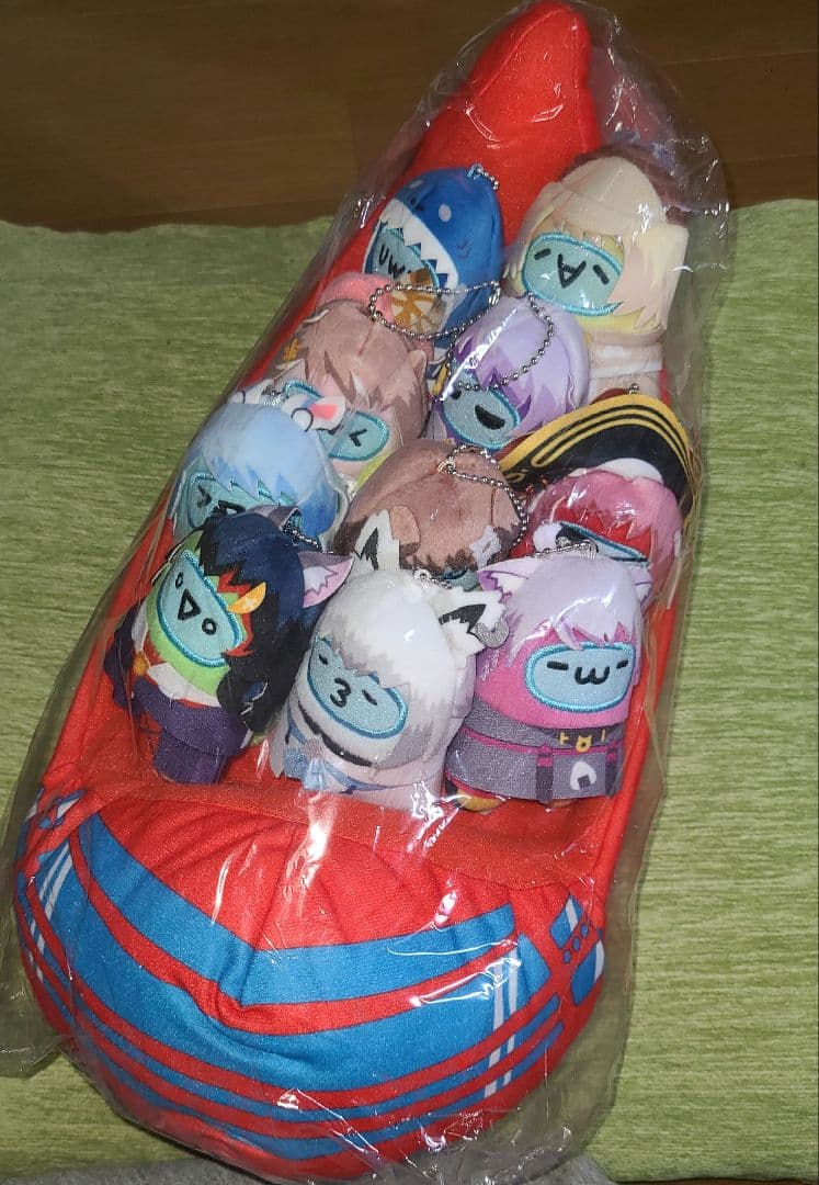 ホロライブ Among Us ホロクルーぬいぐるみセット - メルカリ