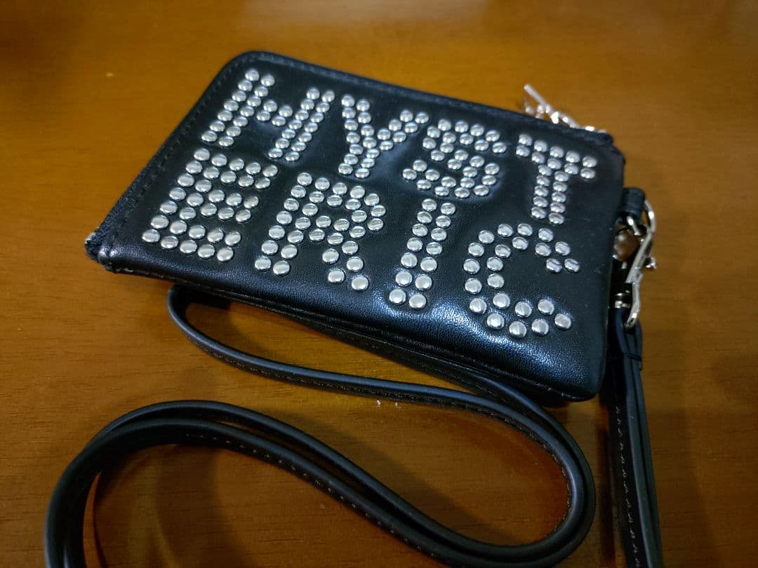 HYSTERIC GLAMOUR LOGO STUDS パース