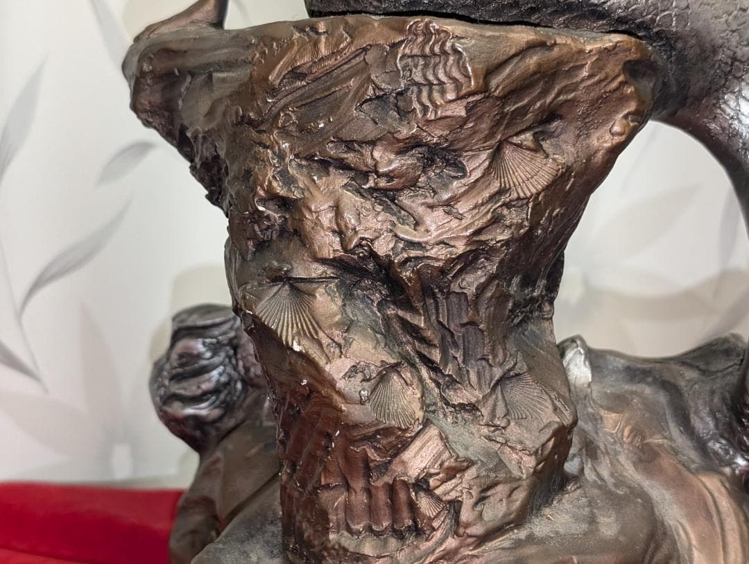 オースティン 彫刻 『ささやく海』Heath銘 - メルカリ