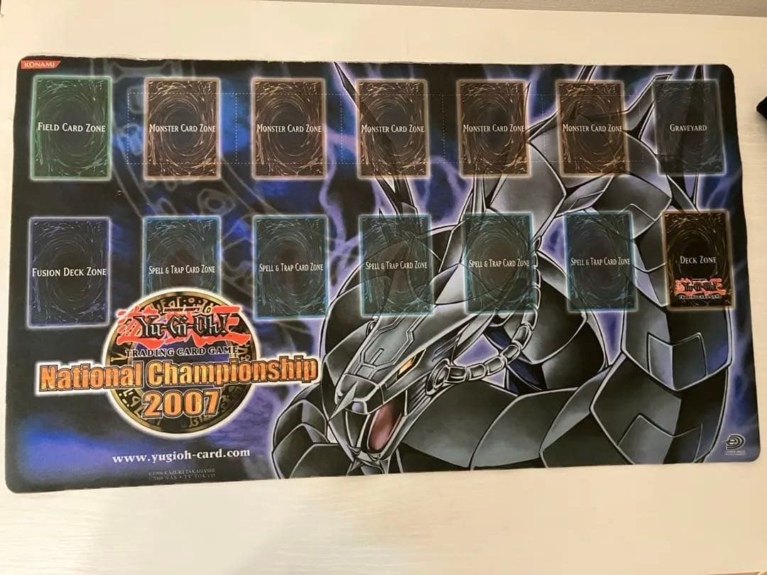 希少品！　遊戯王　黒　サイバードラゴン　プレイマット　2007