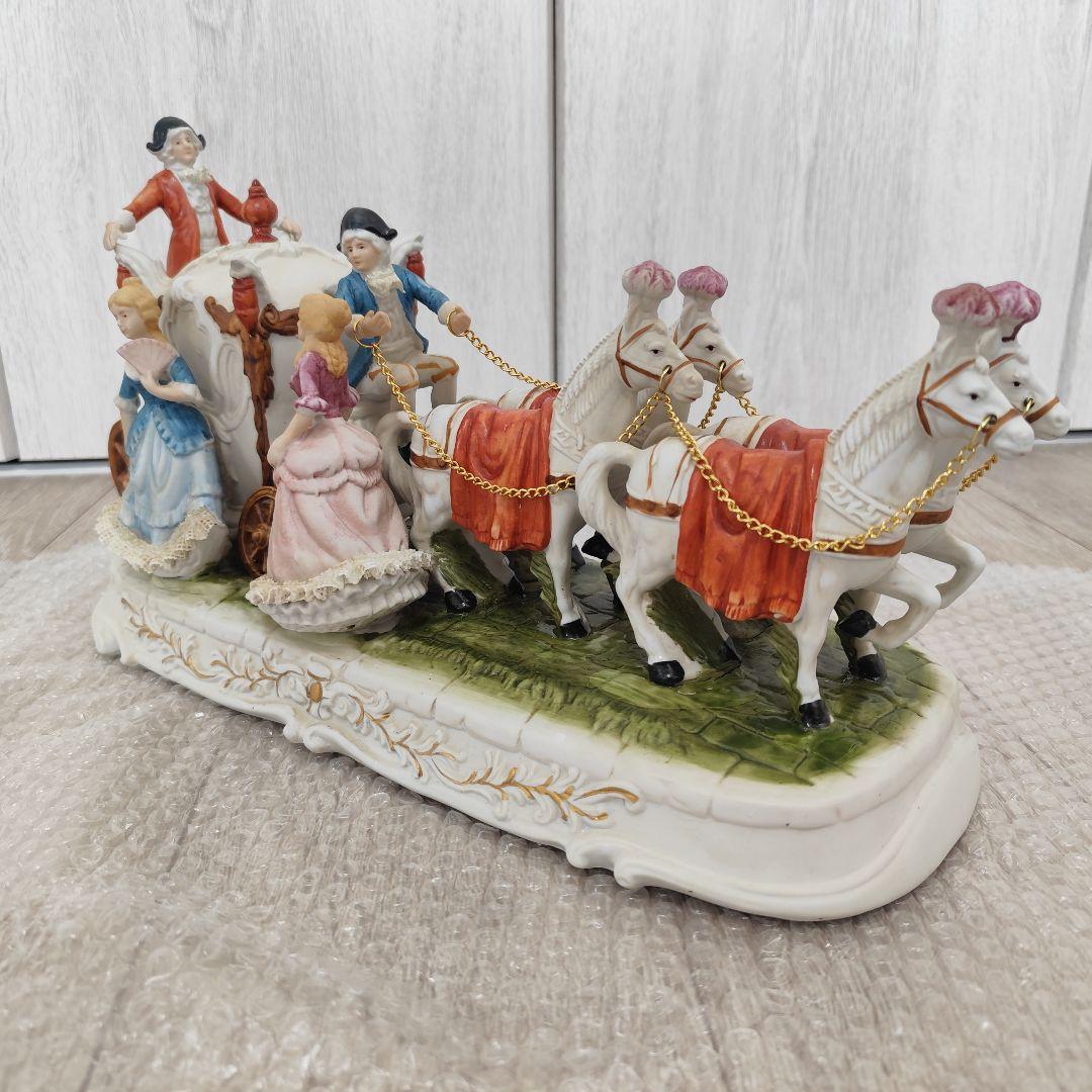 加藤工芸 瀬戸マイセン ４頭立て馬車 レース衣装貴婦人 紳士 馬車ハンドペイント