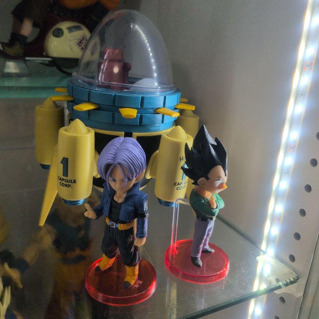 ドラゴンボール フィギュア タイムマシン メガ ワーコレ トランクス ベジータ