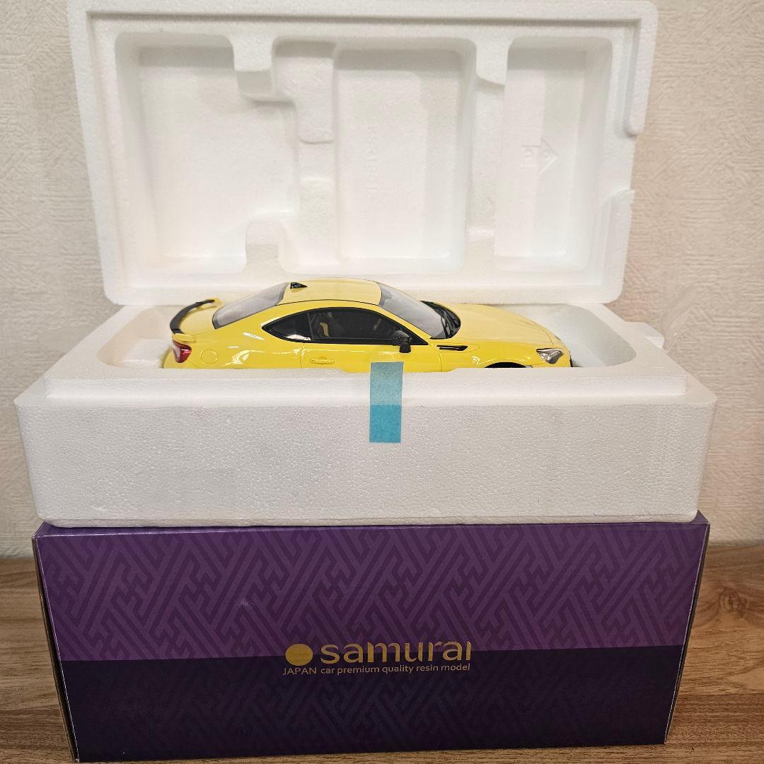 京商 イエロー KYOSHO 1/18 スバル SUBARU BRZ GT