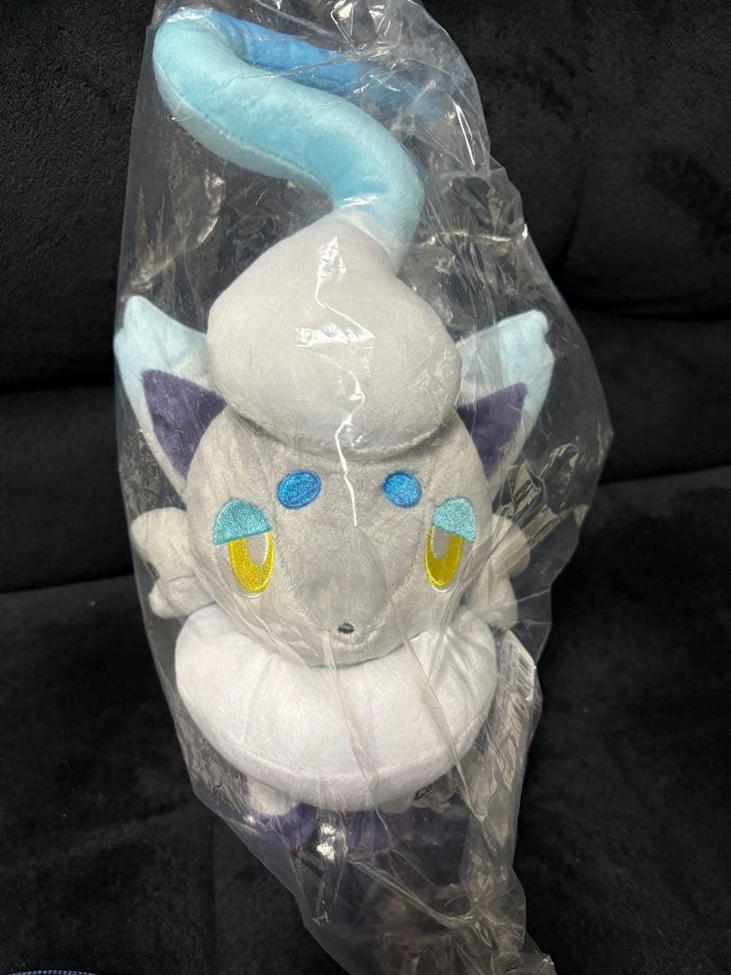 ポケモン 色違い ヒスイゾロア ぬいぐるみ - メルカリ