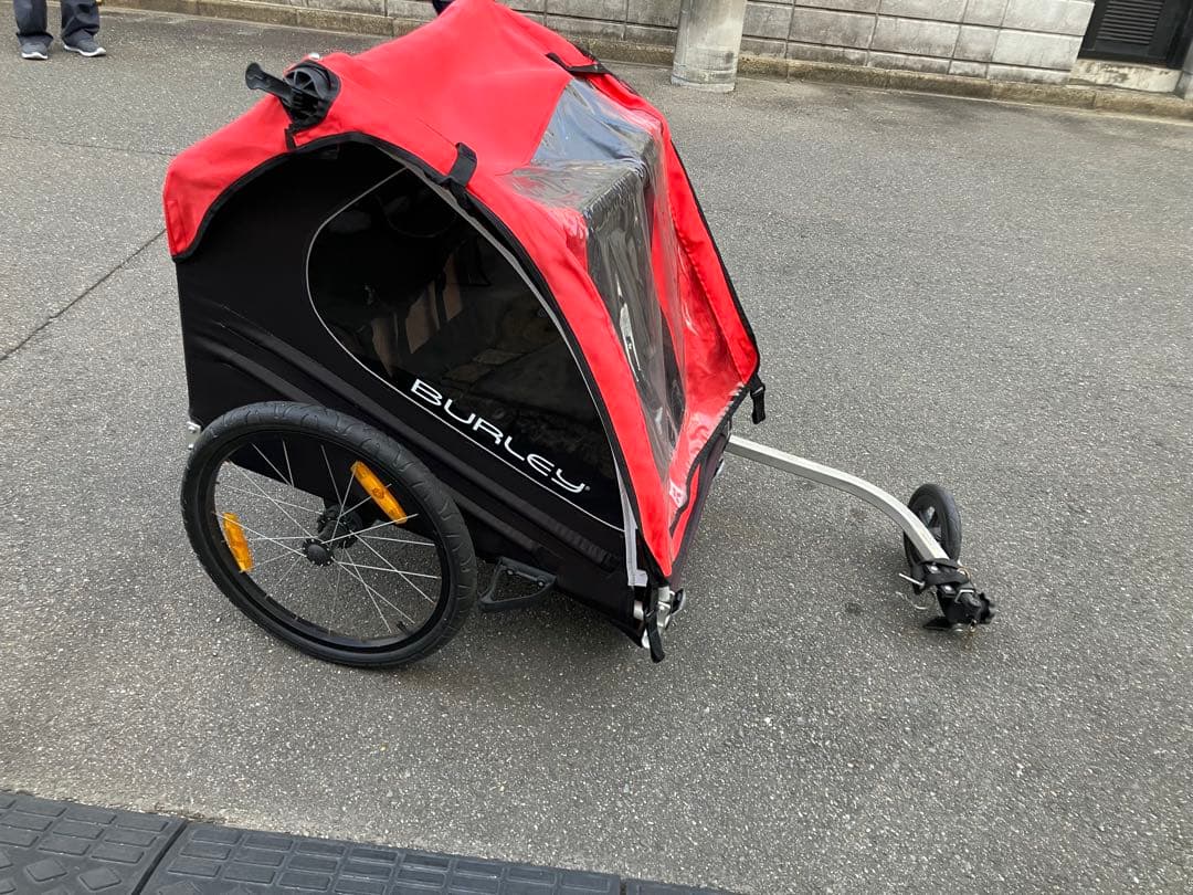 BURLEY Honey bee 自転車用トレーラー 本日お昼12時で出品終了 Honey Bee™ Child Bike Trailer - Burley