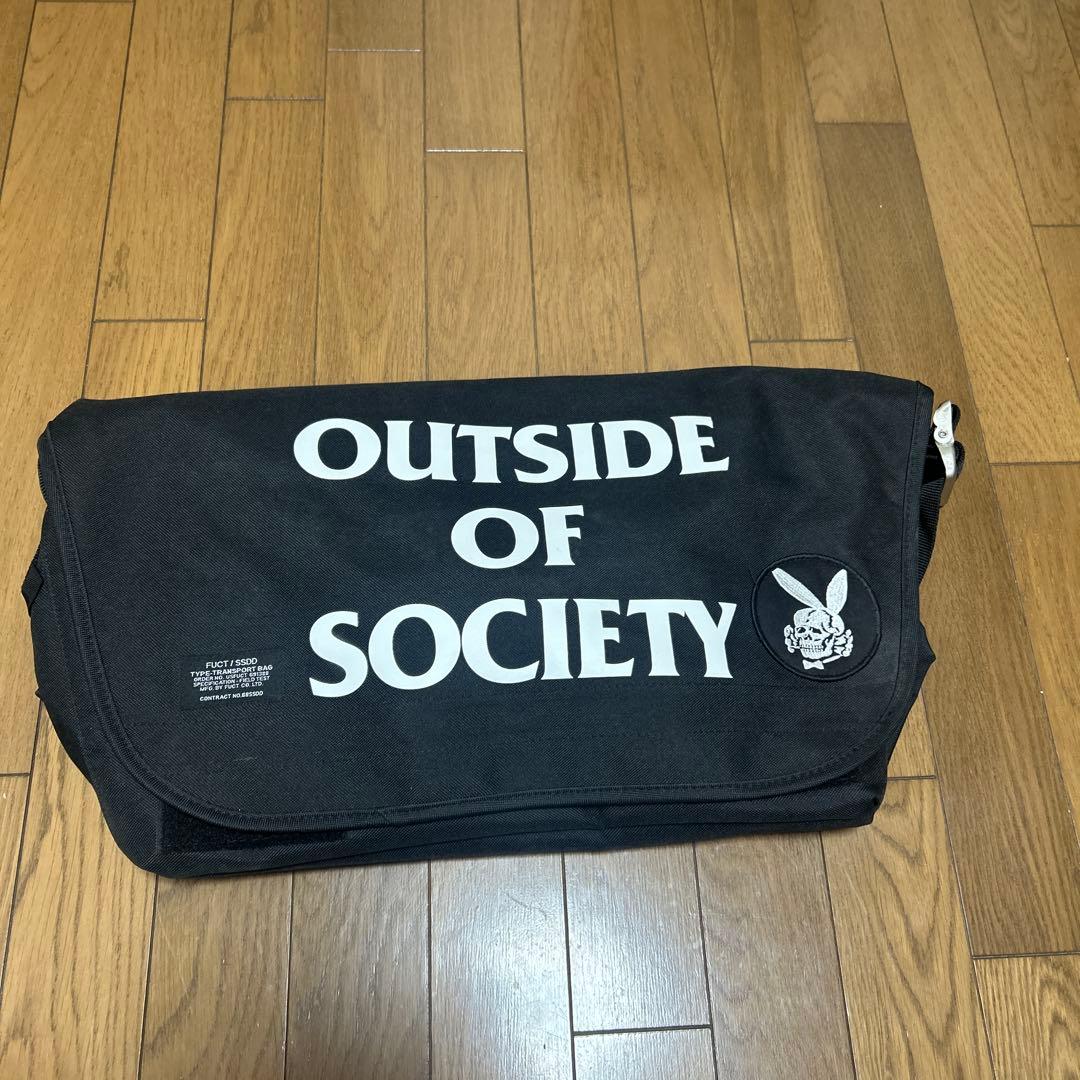 FUCT SSDD メッセンジャーバック