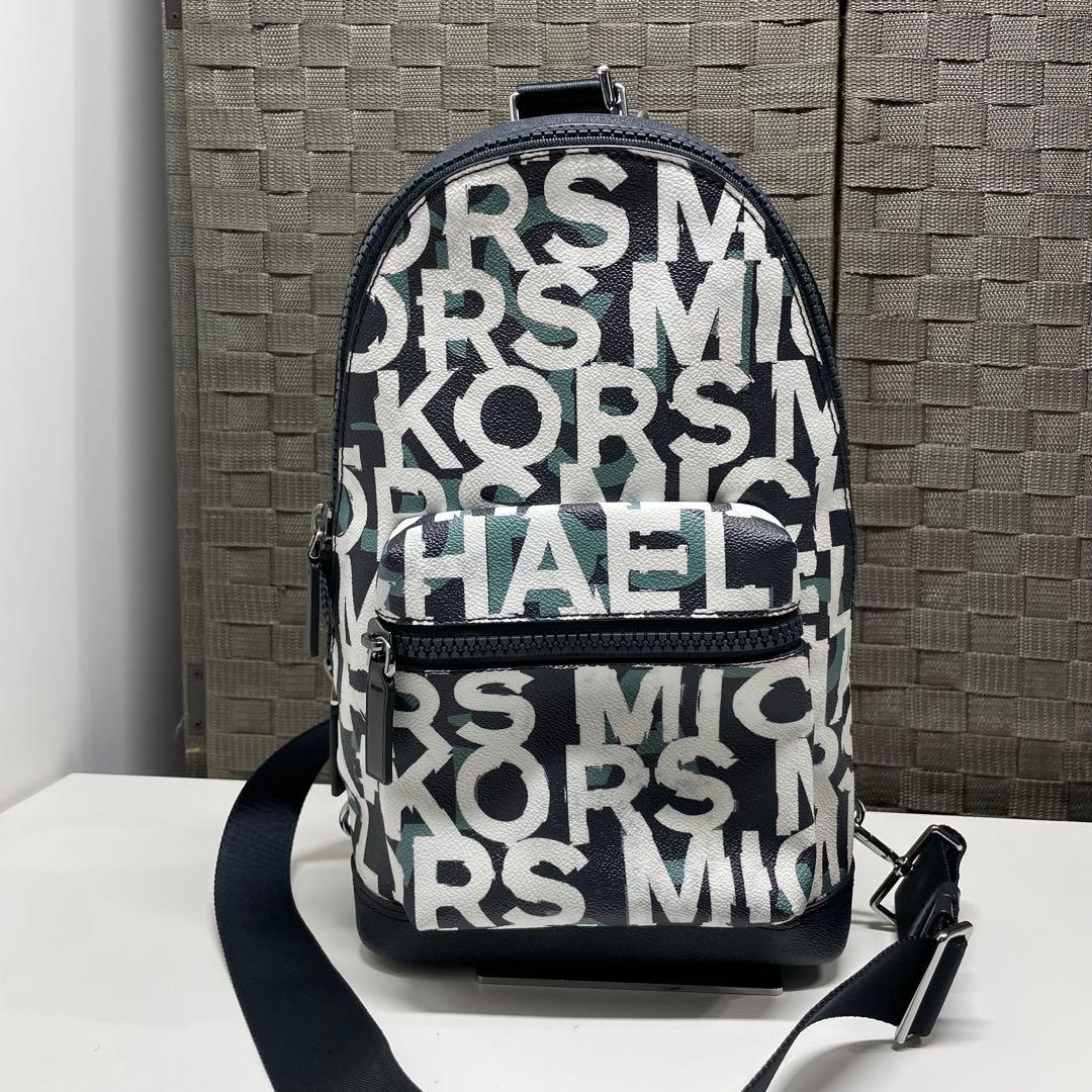 ち*づ様 MICHAEL KORS ロゴボディバッグ