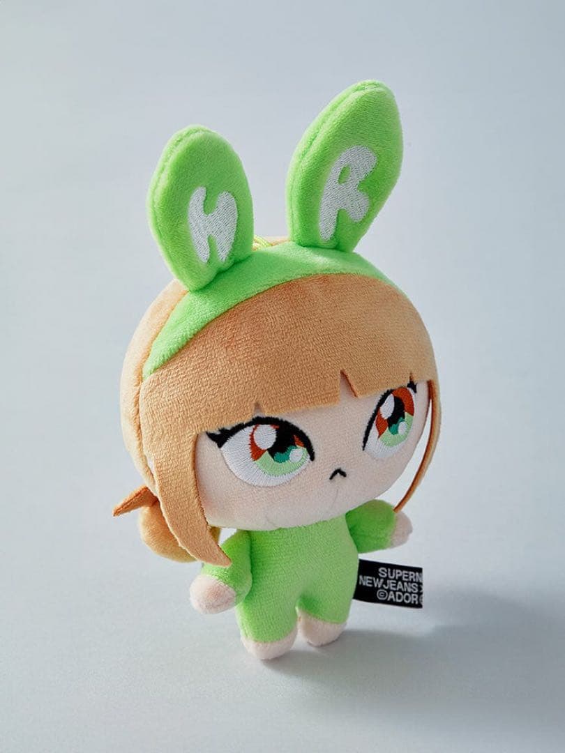 newjeans MURAKAMI ヘリン ぬいぐるみキーリング 村上隆 - メルカリ