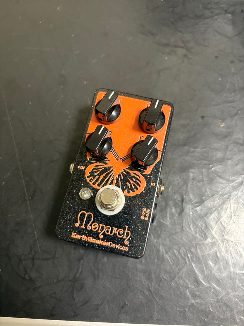ギター EarthQuaker Devices Monarch