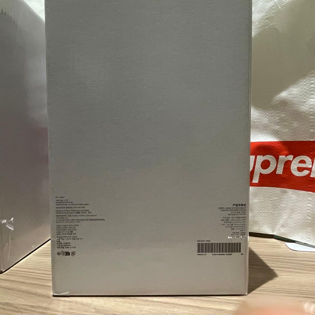 Supreme クリスマスツリー 15