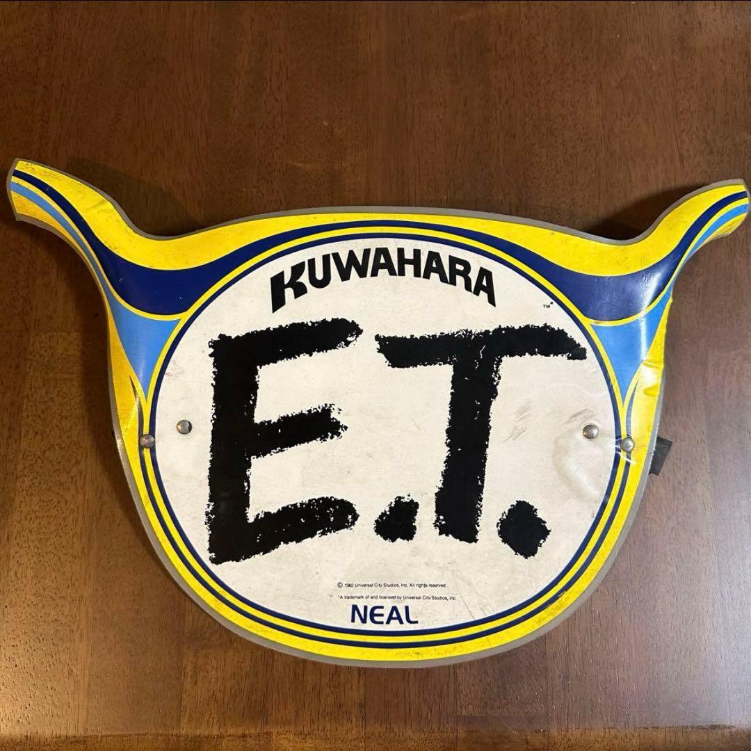 E.T. ナンバープレート