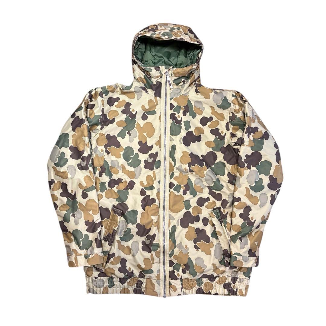 burton カモフラジャケット