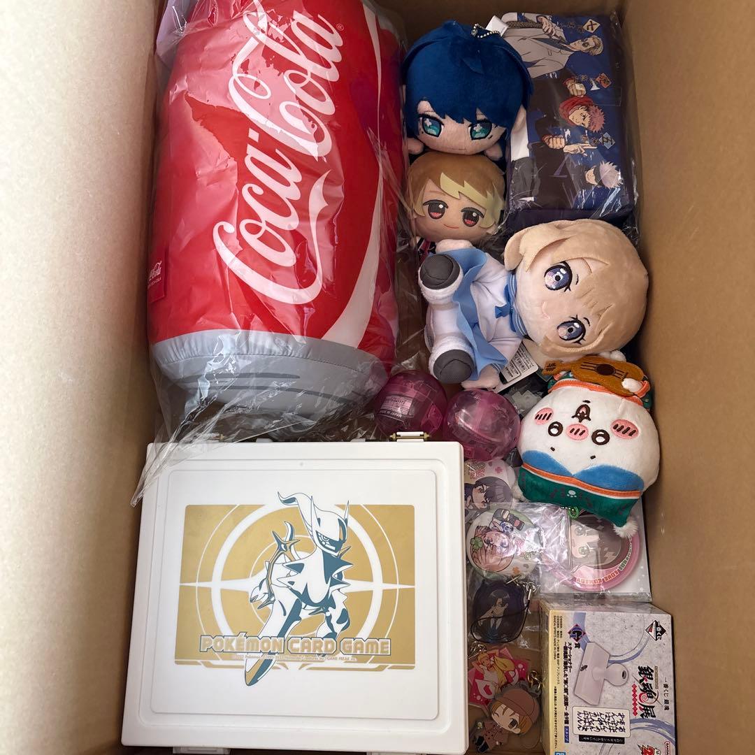 アニメグッズ 紙類 大量 大きめ まとめ売り 約100点 - メルカリ