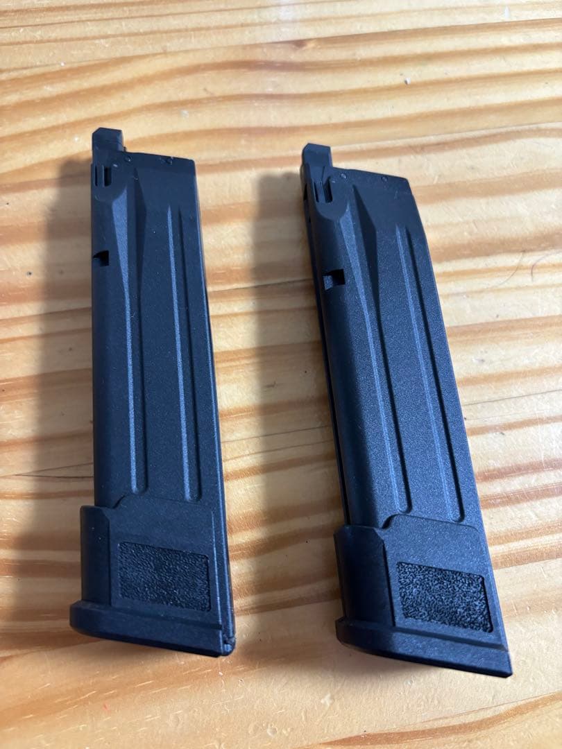 VFC SIG M17 co2マガジン　2本セット