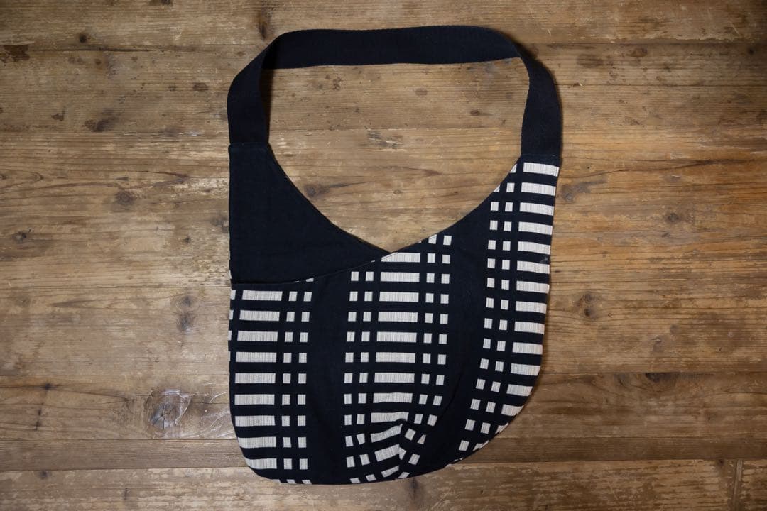 ヨハンナグリクセン　ボディバッグ Johanna Gullichsen