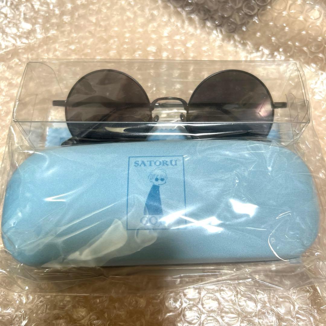 呪術廻戦　高専生時代の五条悟のサングラス(ケース＆クロス付き)