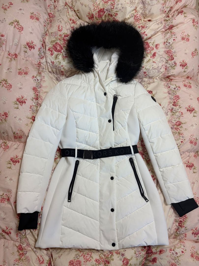 新品】マイケルコース ホワイトダウン ファー付き S - メルカリ