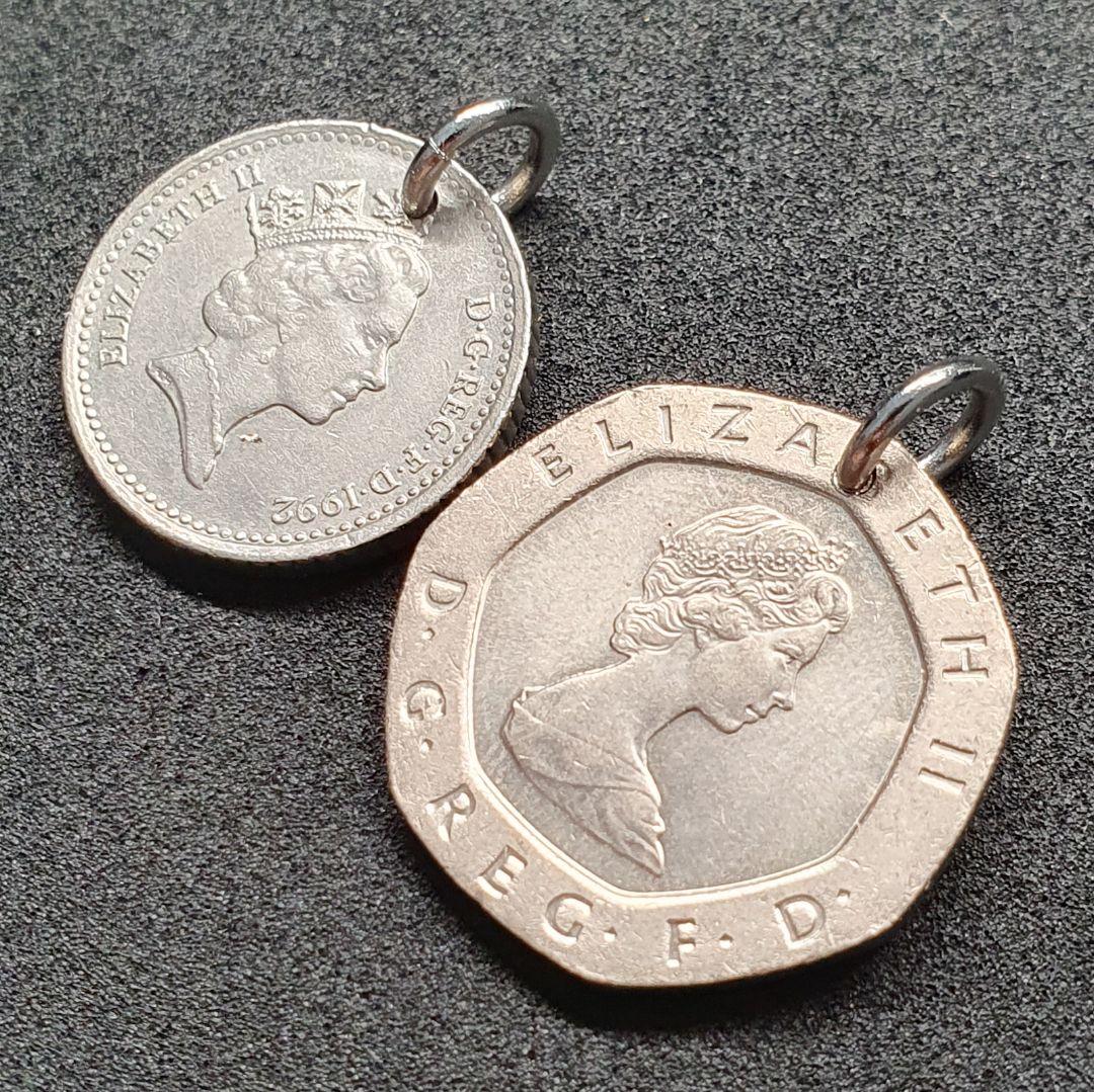 イギリス1982年20ペンス＆1992年5ペンス コイントップ2点セット - メルカリ