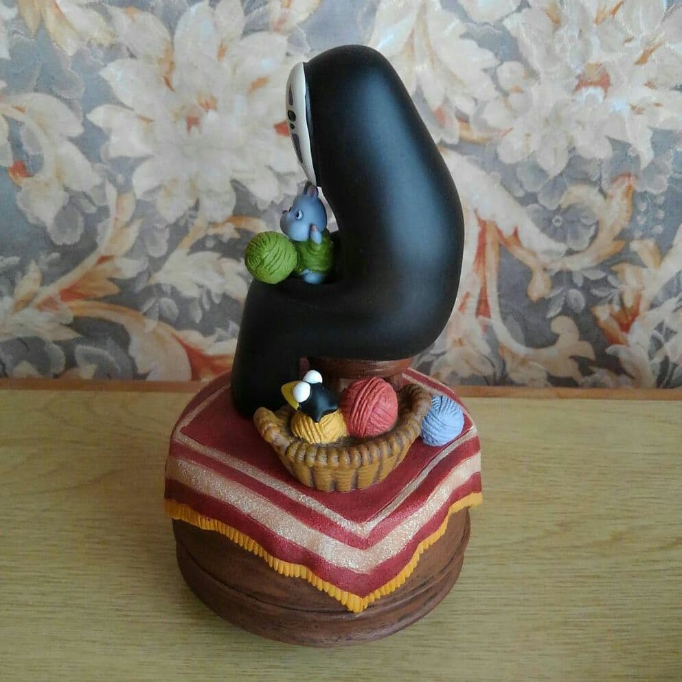 千と千尋の神隠し 編み物 カオナシ オルゴール - メルカリ