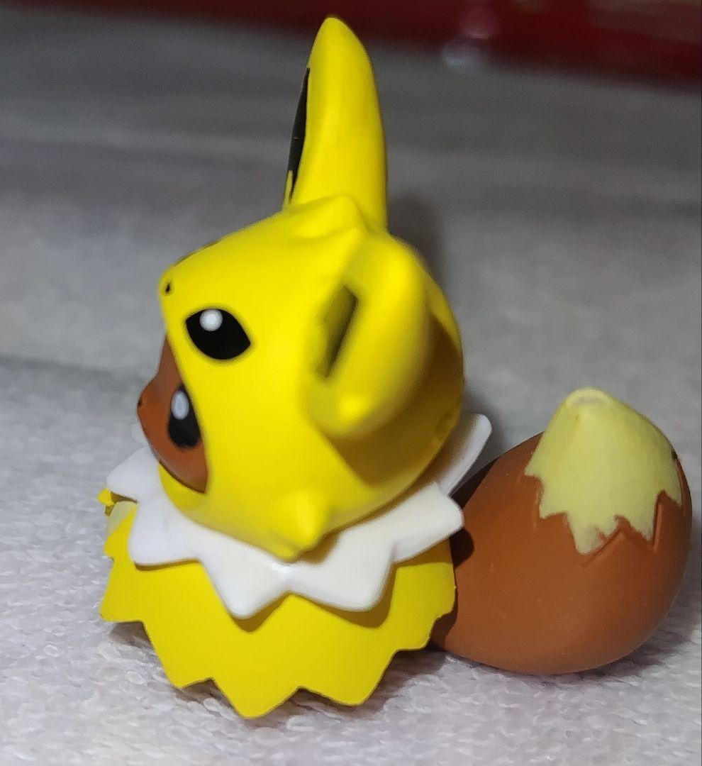 サンダース イーブイフィギュアコレクション ポンチョ ブイズ