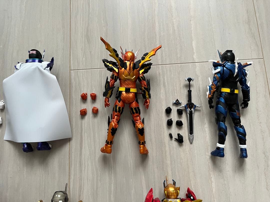 s.h.figuarts 仮面ライダービルド　10体セット