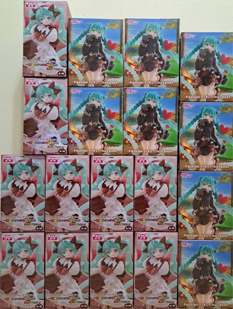 初音ミク フィギュア Outdoor チロルチョコ 18体セット