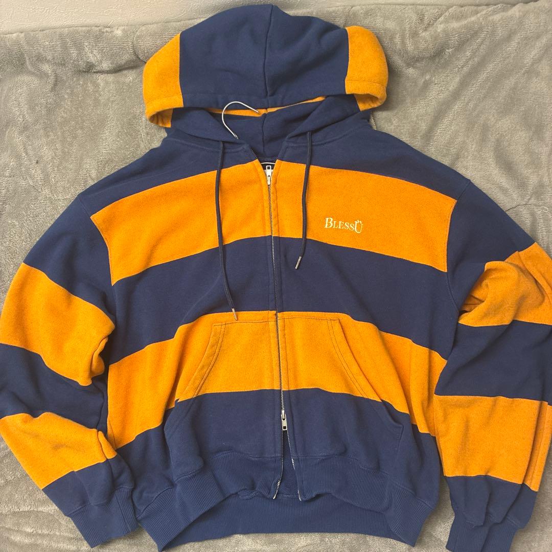 Blessuボーダージップパーカー かつきくん着用