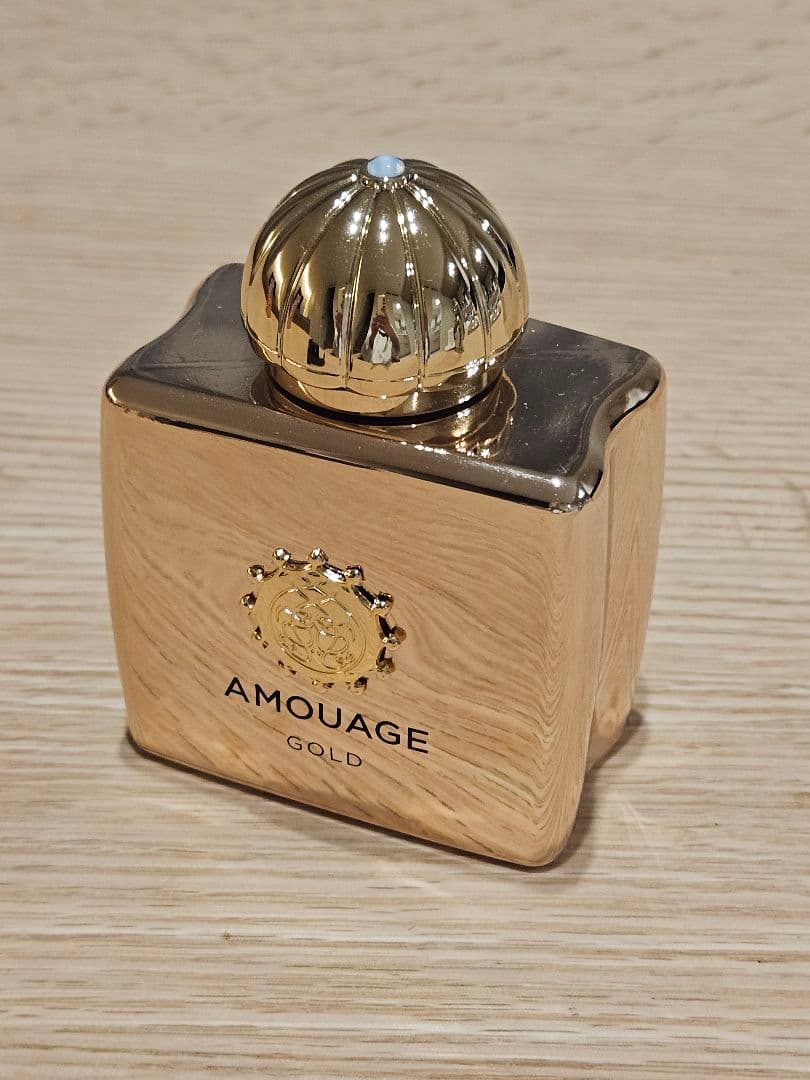 P*A様 AMOUAGE GOLD WOMAN 香水 100ml