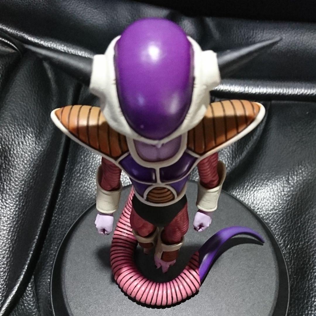 ☆フリーザ(第一形態) 組立式DX ハイクオリティフィギュア