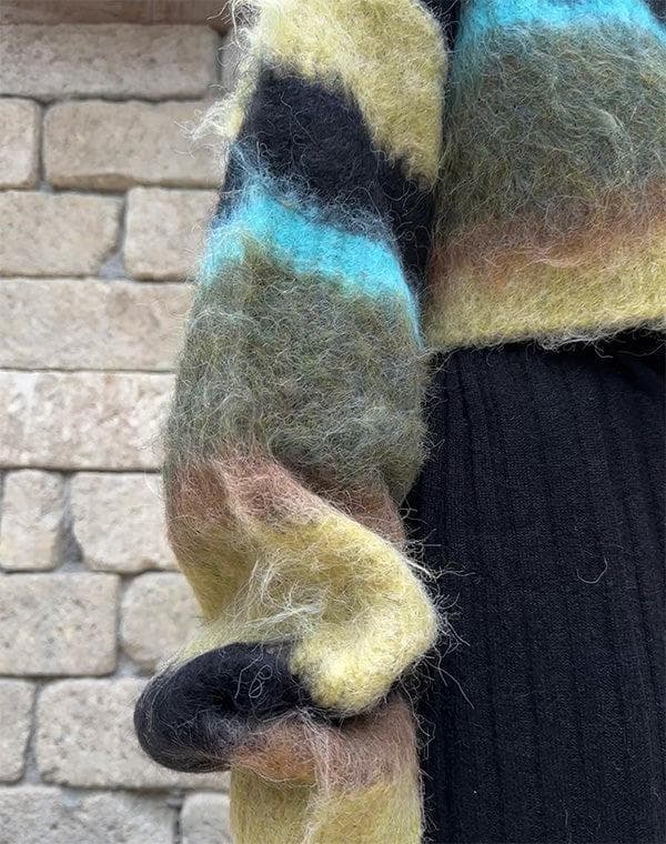 新品 PERVERZE Double Stripe Top and Scarf - メルカリ