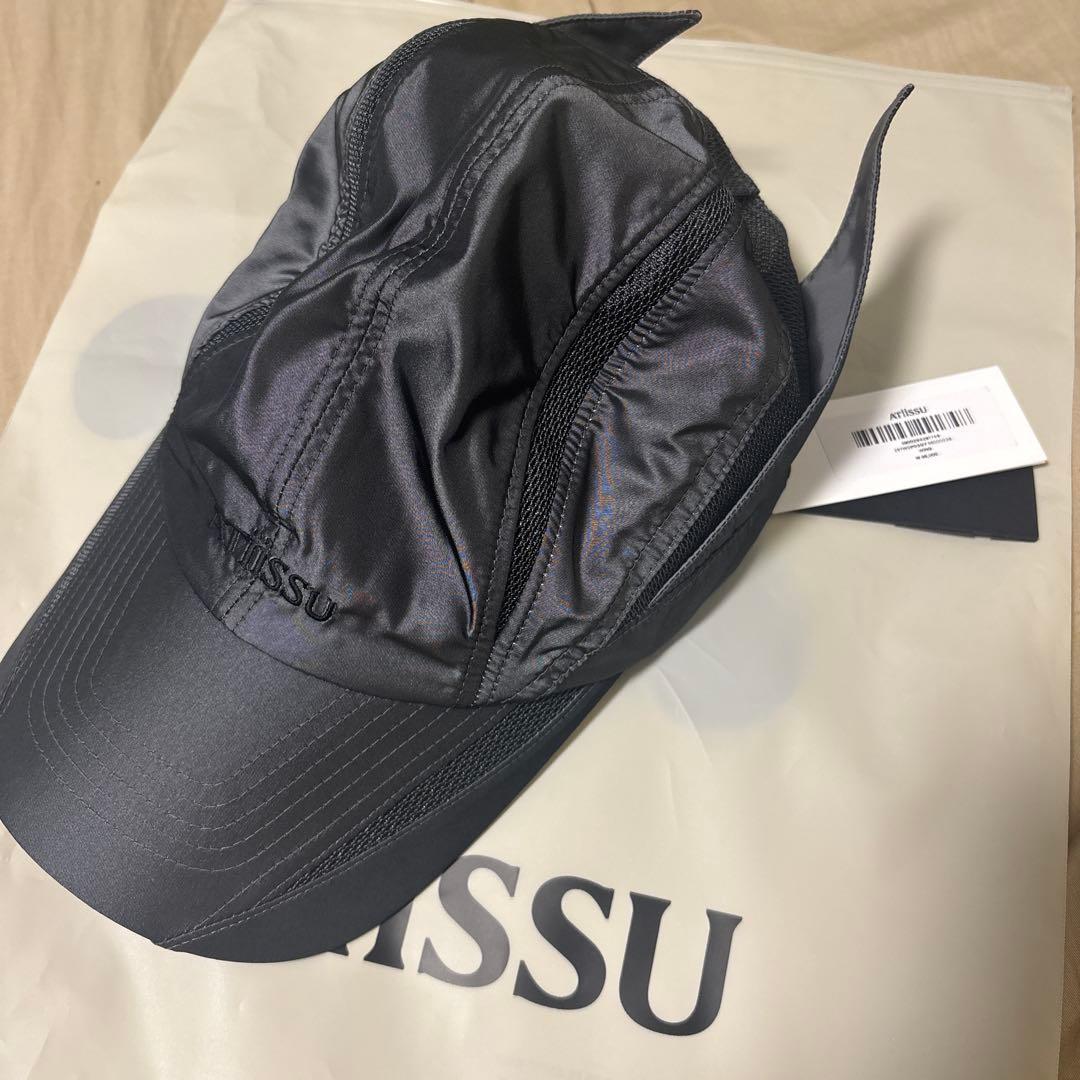 韓国アイドル着用 ATiiSSU WING CAP