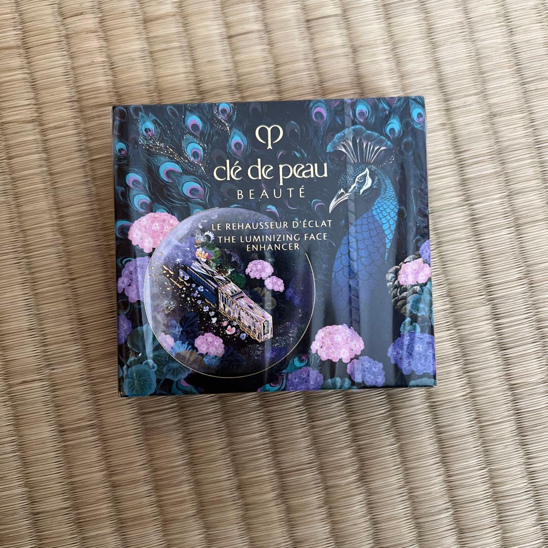 clé de peau Radiant Paeowl 110 ハイライトパウダー