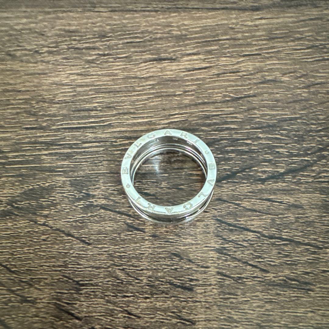 BVLGARI ビー・ゼロワンになります。