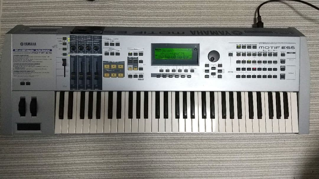 Yamaha MOTIF ES6 シンセサイザー 61鍵