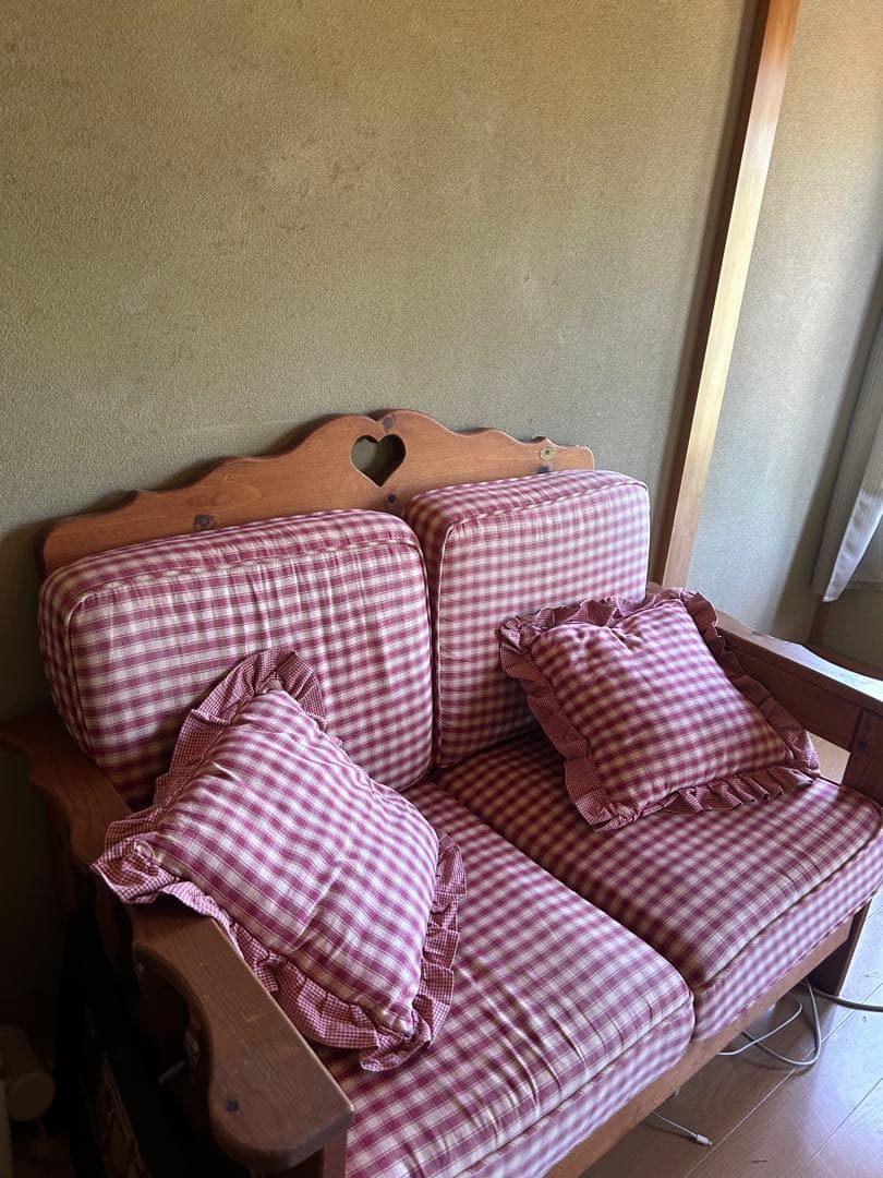 ヨ*フ様 【Enfants】赤と白のチェック柄ソファ【引越しのため今月中】