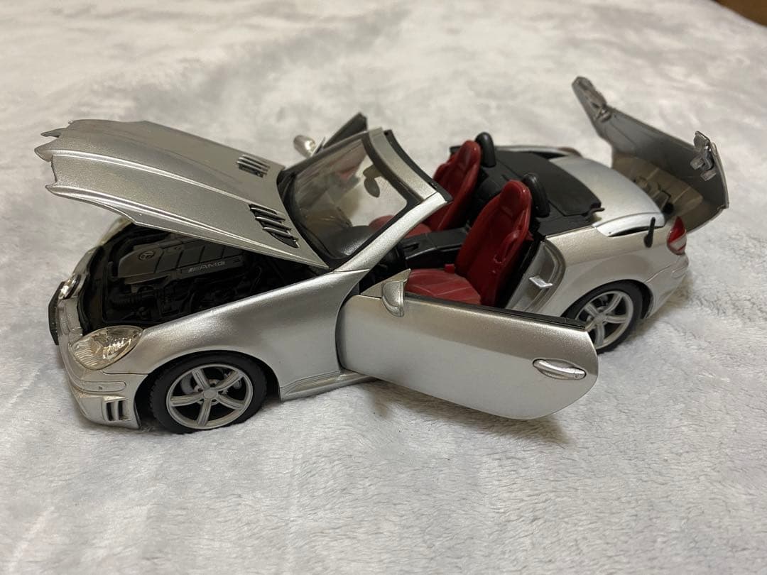 ミニカー MOTORMAX Mercedes-Benz SLK55 AMG