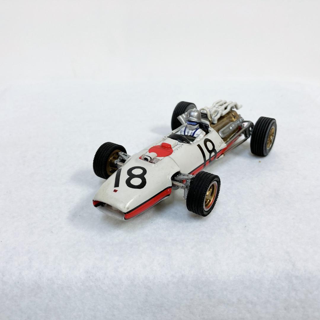 【スロットカー】REPROTEC 18号車①（タイヤ溝あり）